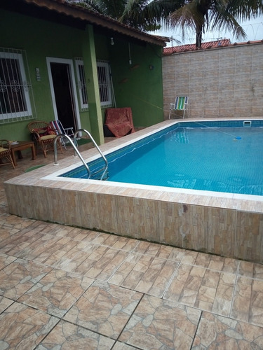 Casa Com Piscina 100m Da Praia - Frente A Praça - Temporada