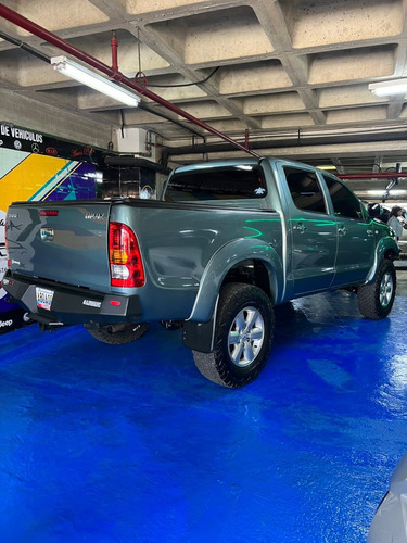 Imagen 6 de 13 de Toyota Hilux Kavak 2011