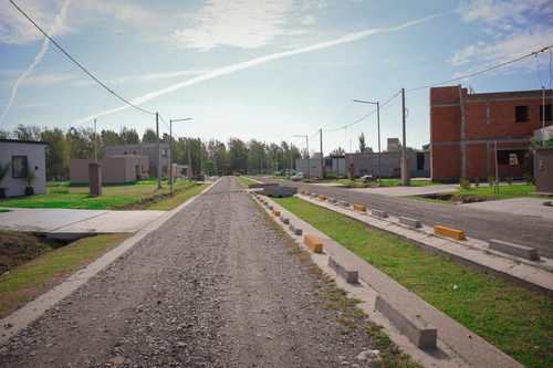 Terreno En Venta En Barrio Privado Pinares Del Sur