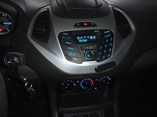 Imagem 6 de 8 de Ford Ka Ford