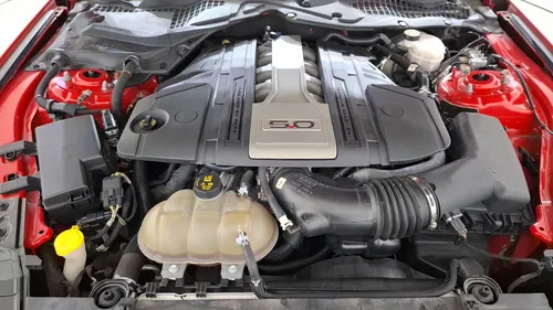 Ford Mustang 5.0 V8 GT AUTO