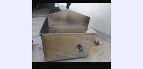 Imagen 2 de 3 de Baño De Maria Para Laboratorio Clinico