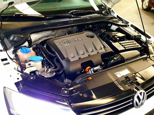 Volkswagen Vento 2.0 Luxury I 140cv Dsg 2013