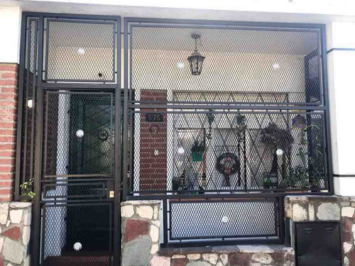 Imagen 2 de 14 de Casa En Venta En Moron Sur