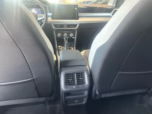 Volkswagen Taos 1.4 Tsi Comfortline At