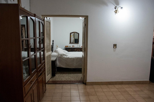 Venta Casa 8 Ambientes En Posadas