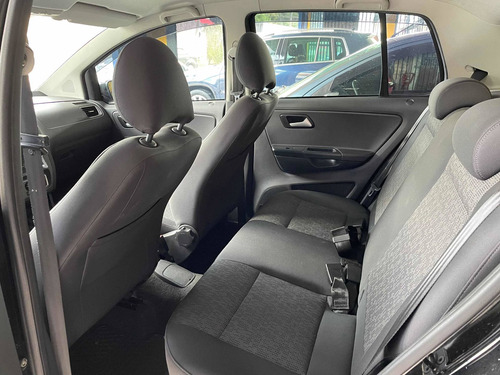 Imagem 8 de 13 de Volkswagen Fox 2014 1.6 Vht I-motion Total Flex 5p
