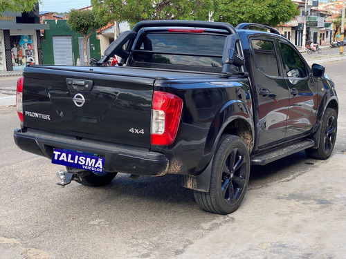 Nissan Frontier 2.3 Attack Cab. Dupla 4x4 Aut. 4p
