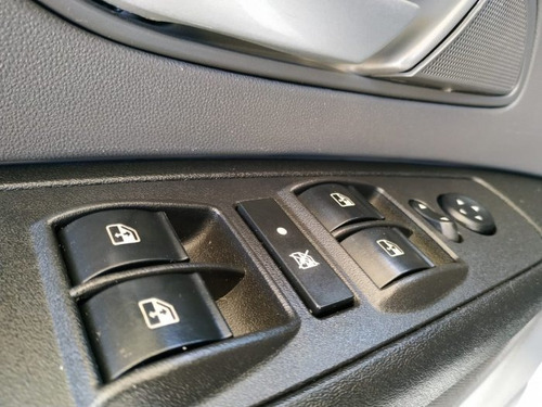 Punto 1.6 Essence 16v Flex 4p Automatizado
