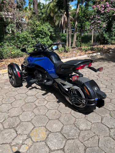 Spyder F3 Can-am