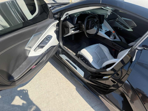 Chevrolet Corvette 6.2 V8 Stingray Z51 At
