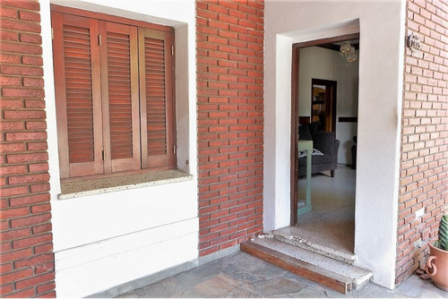 Imagen 2 de 30 de Casa En Venta En Reconquista