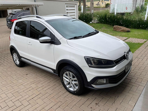 Volkswagen Crossfox 1.6 Vht Total Flex I-motion 5p