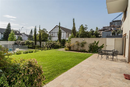 Departamento En Venta De 4 Dorm. Metro Manq. En Las Condes