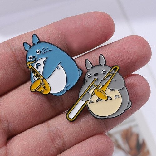 Imagen 4 de 6 de Set 5 Pin Broche Mi Vecino Totoro