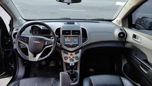 Imagen 13 de 19 de Chevrolet Sonic 2013 1.6 Ltz 4 P