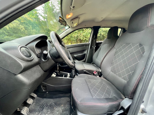 Imagen 16 de 23 de Renault Kwid Zen