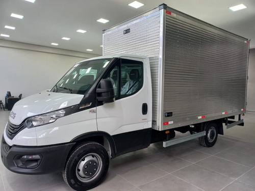 Iveco Daily 35160 Baú 2023