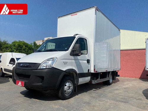 Imagem 1 de 12 de Iveco Daily 55c17