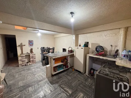 Venta Casa 5 Ambientes Metropolitana Tercera Sección