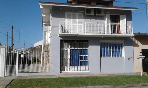 Casa En Venta En Ezpeleta