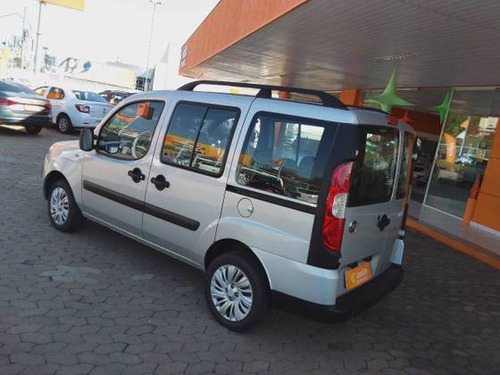 Imagem 6 de 9 de Fiat Doblò 1.8 Mpi Essence 7l 16v Flex 4p Manual