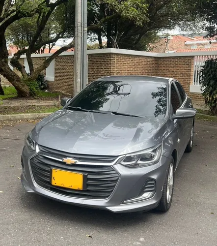 Chevrolet Onix 1.0T Premier Sedan At