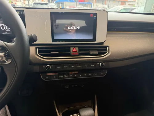 K3 Sedan Version Vibrant Hoy Soat Gratis Mod 2026