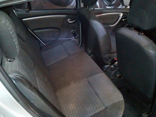 Renault Sandero Confort 1,6 16 V