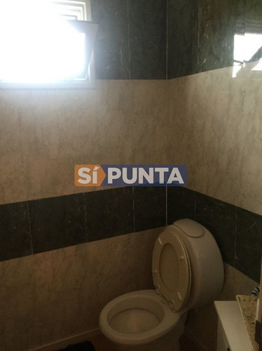 Imagen 17 de 30 de Chacra 5 Has En Muy Cerca De Punta Ballena A Pocos Km De La Ruta 9 Y De La Ruta 12 Cuenta Con Muy Buena Casa. Consulte!!!!!!!