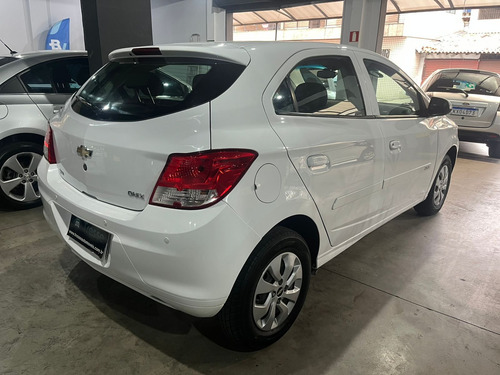 Chevrolet Onix 1.0 Ls 5p