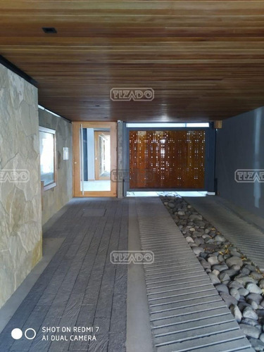 Departamento En Venta Ubicado En Centro, San Martin De Los Andes, Patagonia