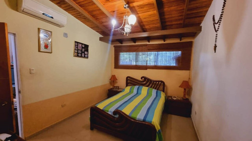 Imagen 13 de 16 de Frances Mijares Venta De Town House Urb Valle De Oro San Diego Cód 187447