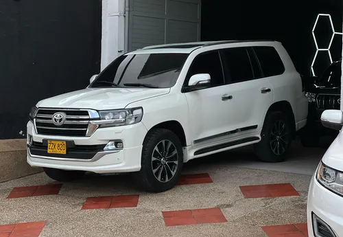Toyota Land Cruiser 4.5 Vxr Lc200