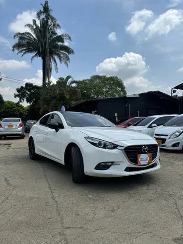 Mazda 3 Touring