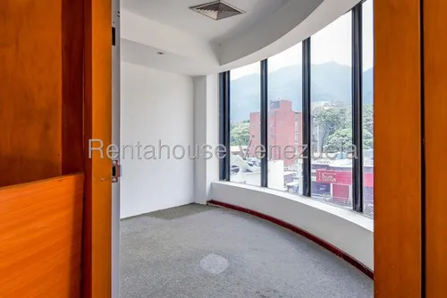 Edificio En Venta - Mls #25-20606