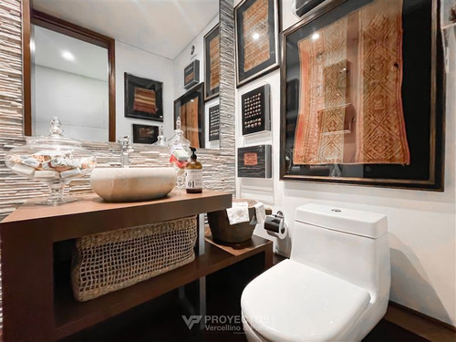 Departamento En Venta De 3 Dorm. En Vitacura