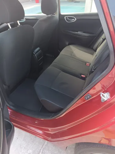 Nissan Sentra 1.8 Advance Cvt