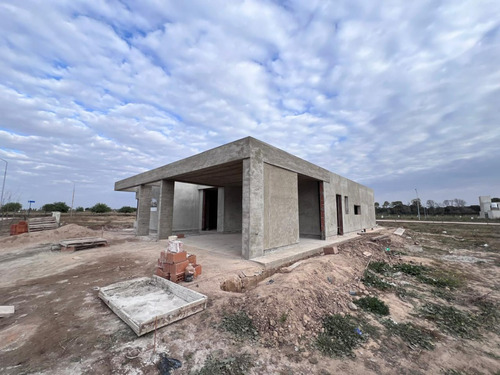 En Venta! Casa En Rio Cuarto Córdoba 1° Calidad - Barrio Patagones -