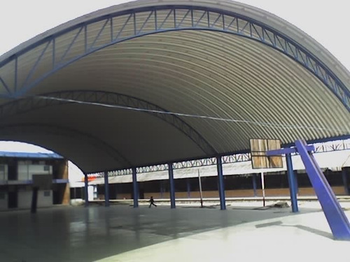 Imagen 2 de 9 de Arcotechos Y Estructuras Para Escuelas
