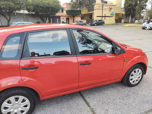 Imagen 4 de 6 de Ford Ikon Ikon