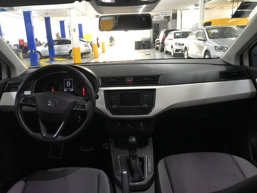 Imagen 8 de 12 de Seat Ibiza 1.6 Style 5p Mt
