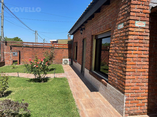 Casa, Amplia, Moderna, Patio, Seguridad