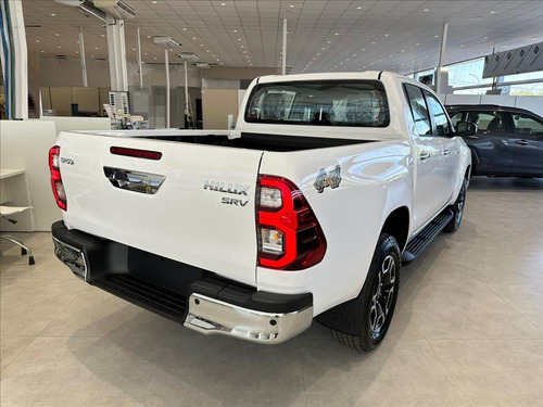 Toyota Hilux SRV LED 2.8 D-4D TBO DIESEL CD 4X4 AUT.