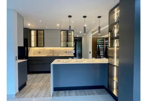 Vendemos Casa En Rionegro - Llanogrande Sector Tablazo