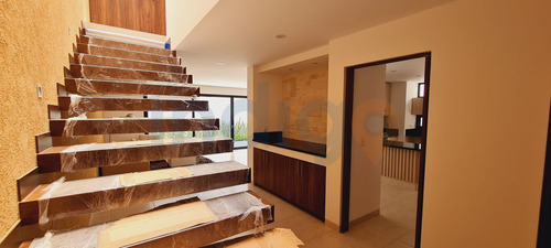 Imagen 14 de 30 de Casa En Venta En Corregidora, Cuatro Recamaras