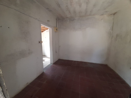 Imagen 5 de 17 de Casa En Archidona Esq. Campillos Bella Italia U$s74000