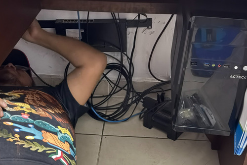 Servicio Profesional De Reparación De Computadoras Y Laptops