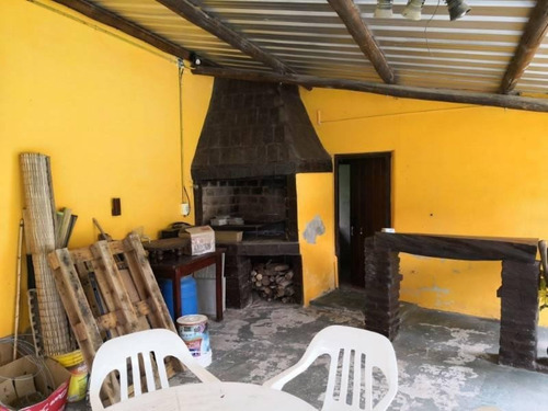 Imagen 19 de 29 de Casa Quinta De Tres Dormitorios, Dos Baños, Quincho, Dos Piletas Y Parque De 2086 M2