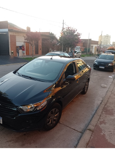 Chevrolet Onix plus 1.4 Black Edition